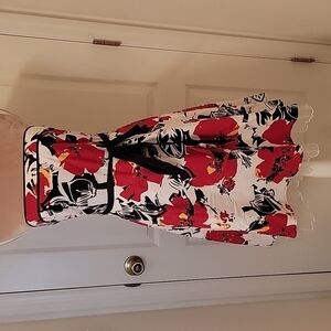 Snap Womens Dress Strapless Floral Print White Red Black Tie Belt Size Jr 7 EUC!